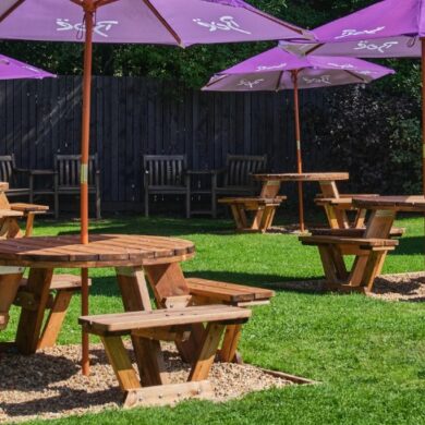 Commercial Round Picnic Tables