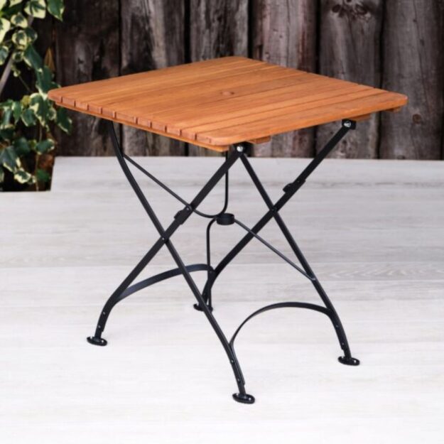 Commercial folding table