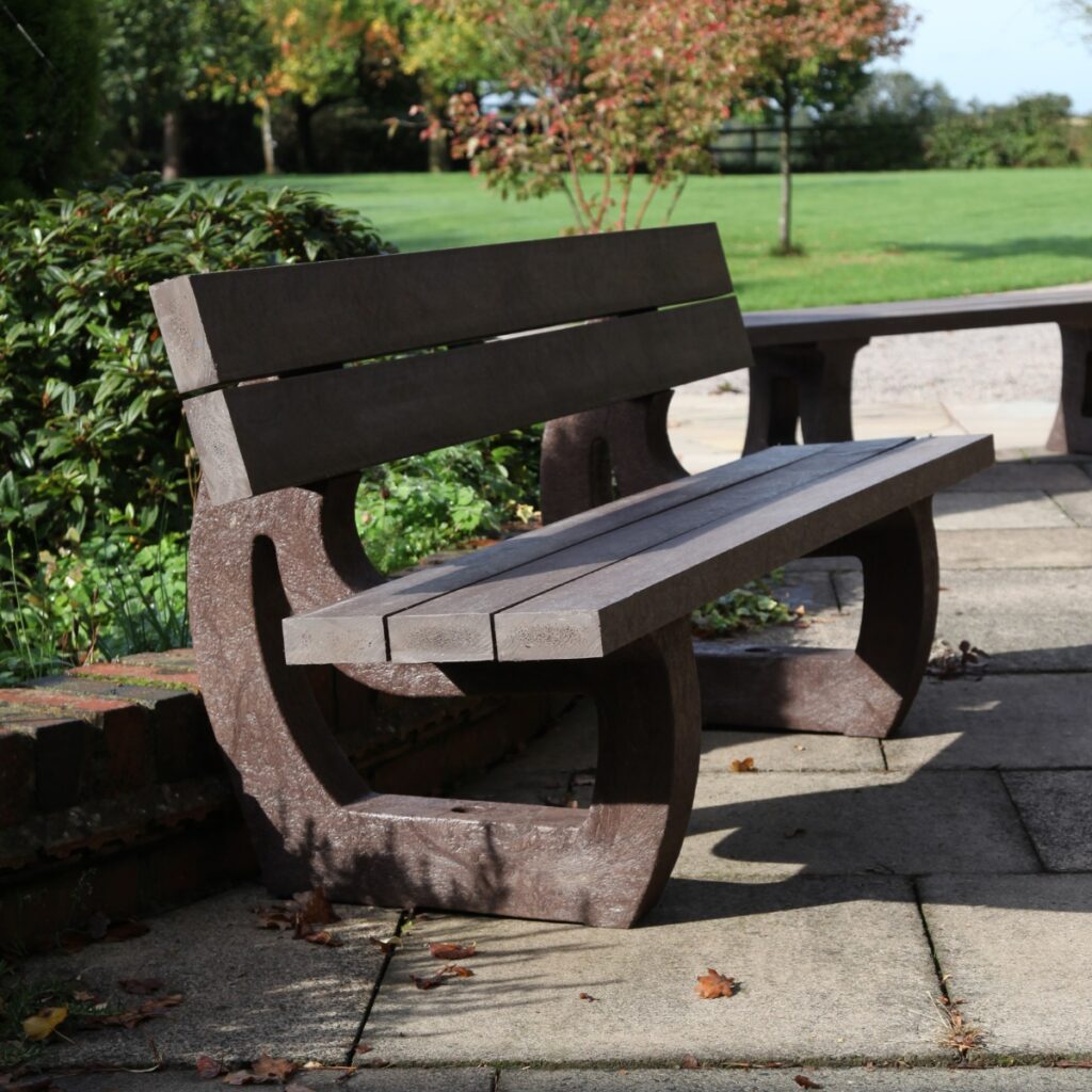 Recycled Plastic Park Benches | For Tourist Attractions & Parks