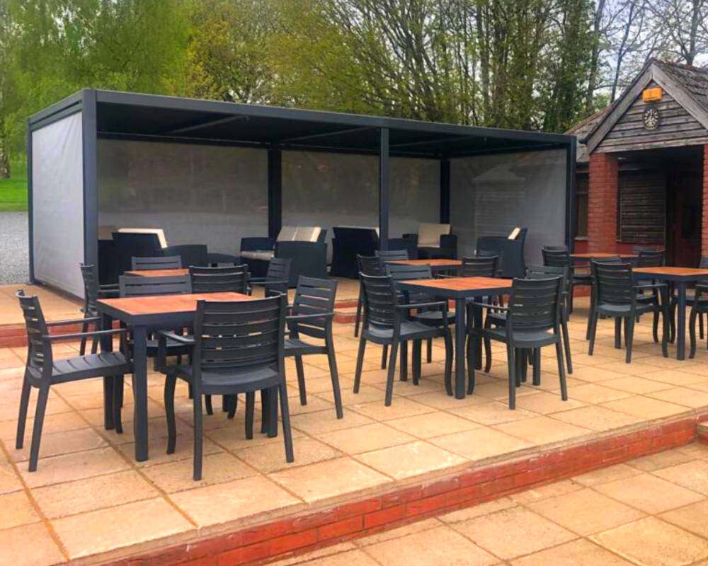 Commercial-Outdoor-Furniture-Cafe-Wharton-Park