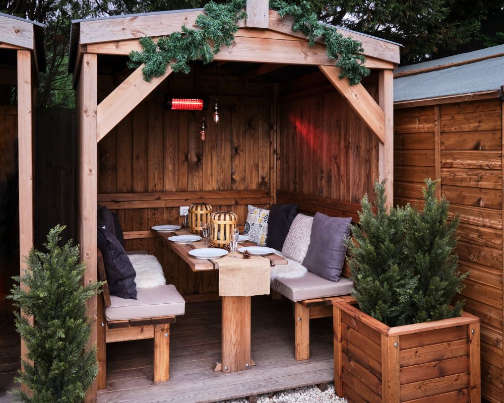 Festive pub shelter