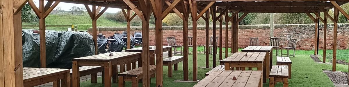 Red Lion Hunningham Castle Range Commercial Outdoor Furniture