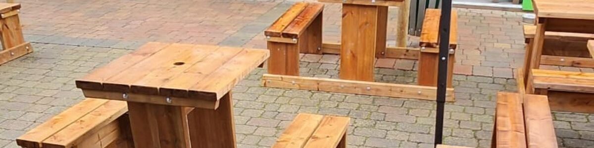 The Millstream Hitchin Bourton Wooden Picnic Tables