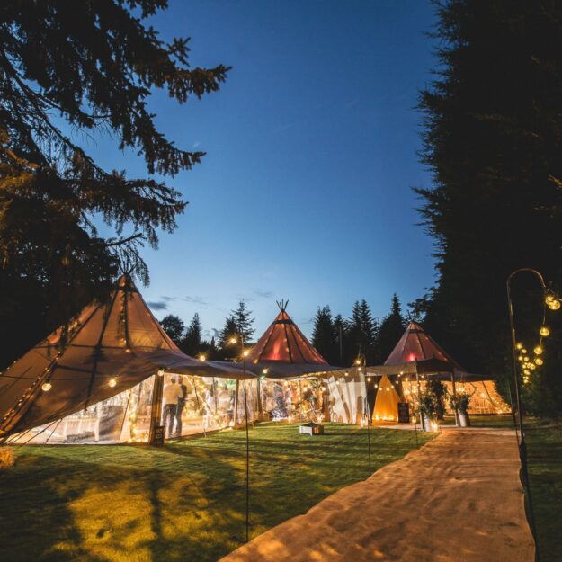 hospitality tipi 4