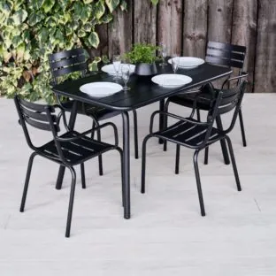 black metal outdoor table and chairs