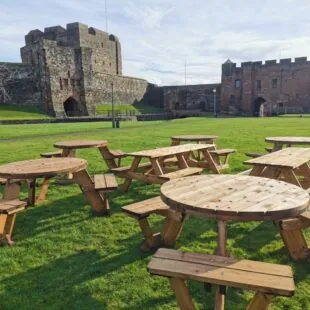 6-seater picnic table