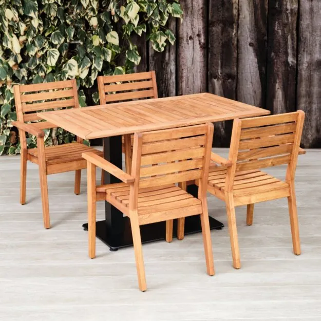 Outdoor Pedestal Table