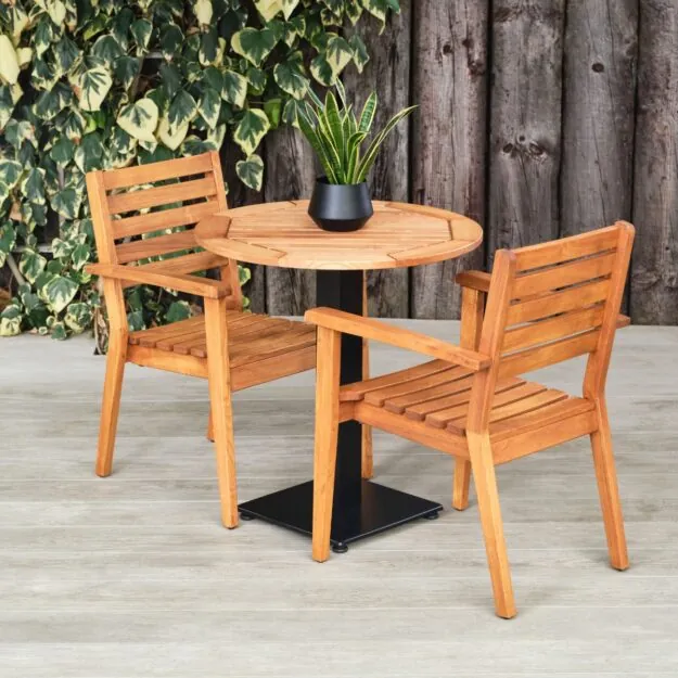 Outdoor Pedestal Table