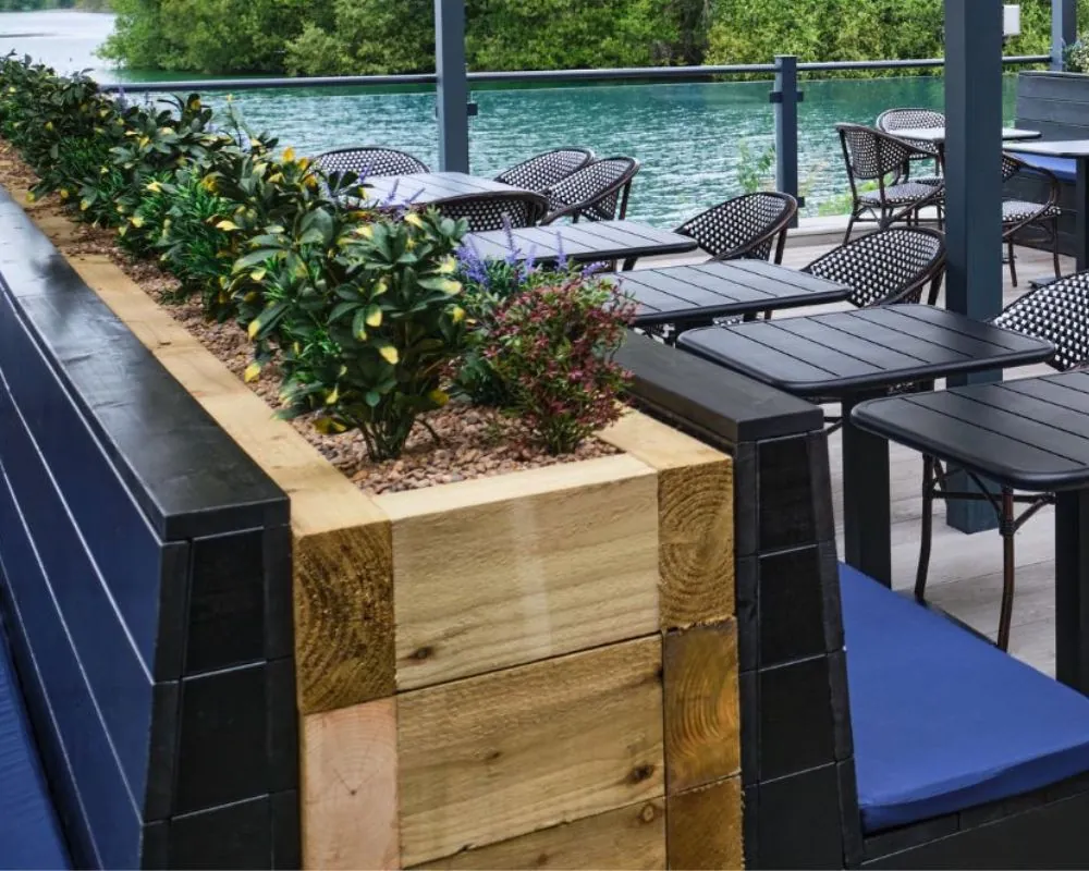 Planter box